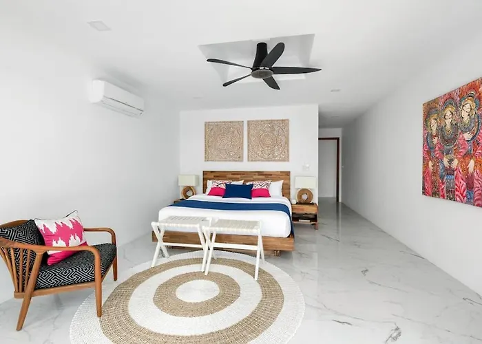 Luxury Blue Coco Sea View Villa - 4X4 Suv Included